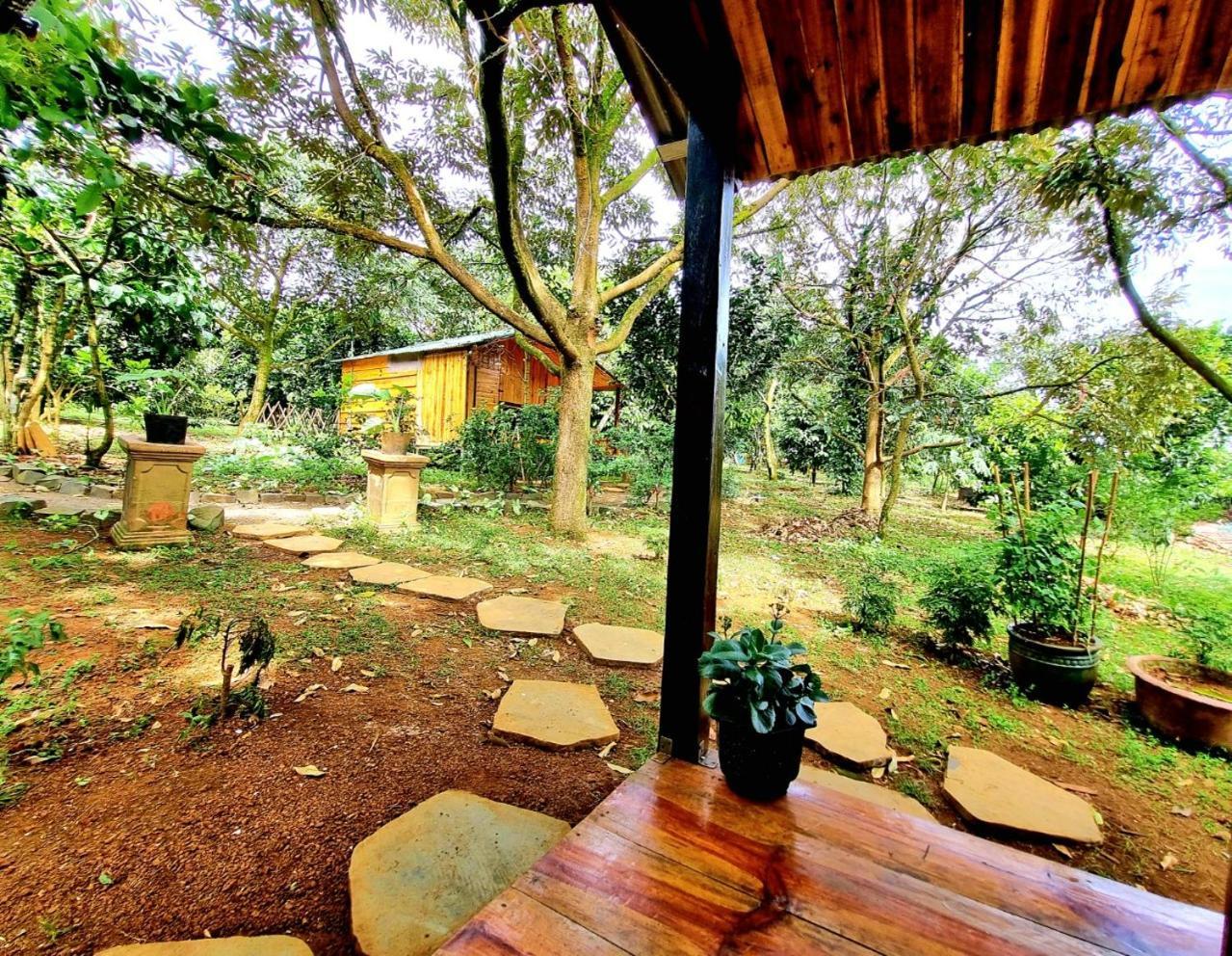 Homestay Vuon Trai Cay Nhiet Doi Vo Uu Garden Bảo Lộc Exterior foto